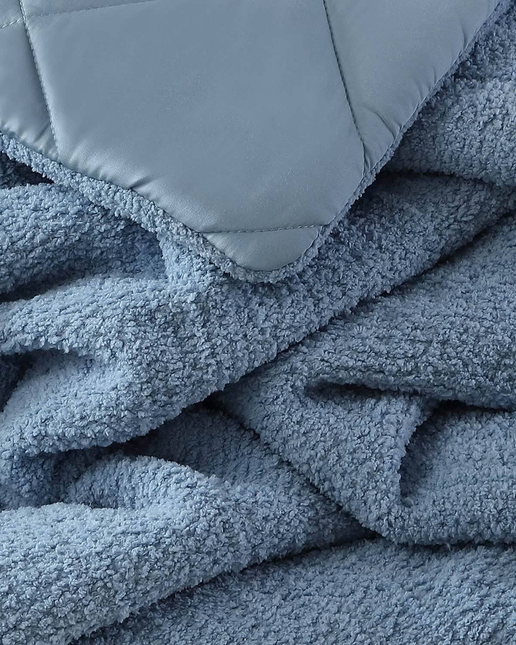 White King Comforter Z9082