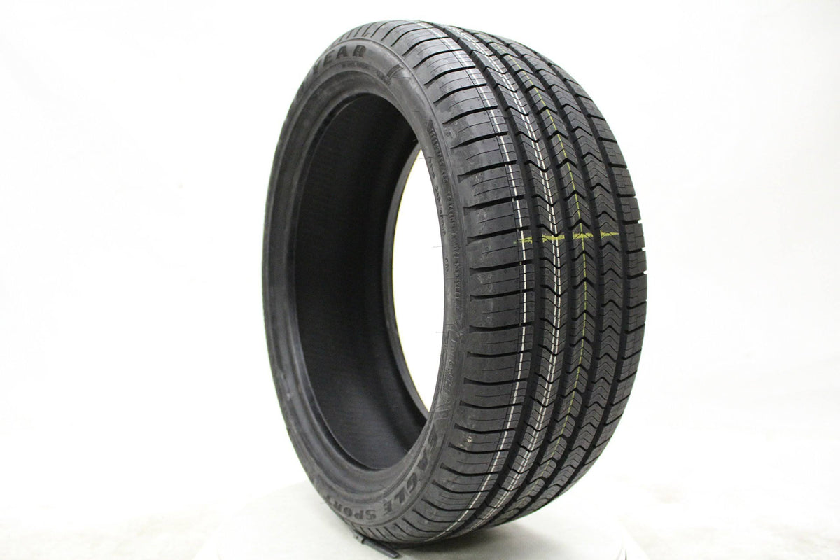285/40R20 108V All-Season Radial Tire L589895