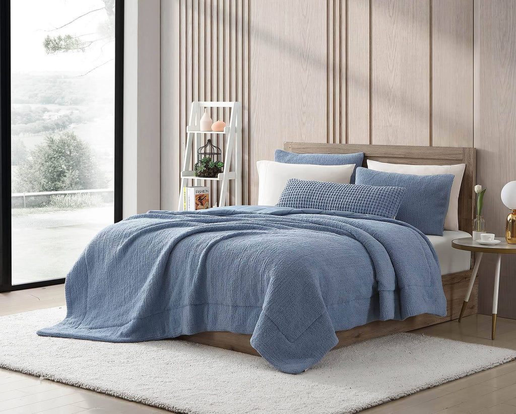 White King Comforter Z9082