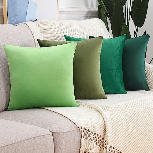 Set of 4 Velvet Decorative Throw Pillow Covers British Green 18 x 18 Inch Y70323
